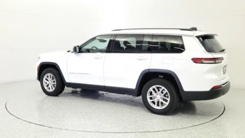 More photos of 2023 Jeep Grand Cherokee L Laredo at Tom Gill Chevrolet, KY