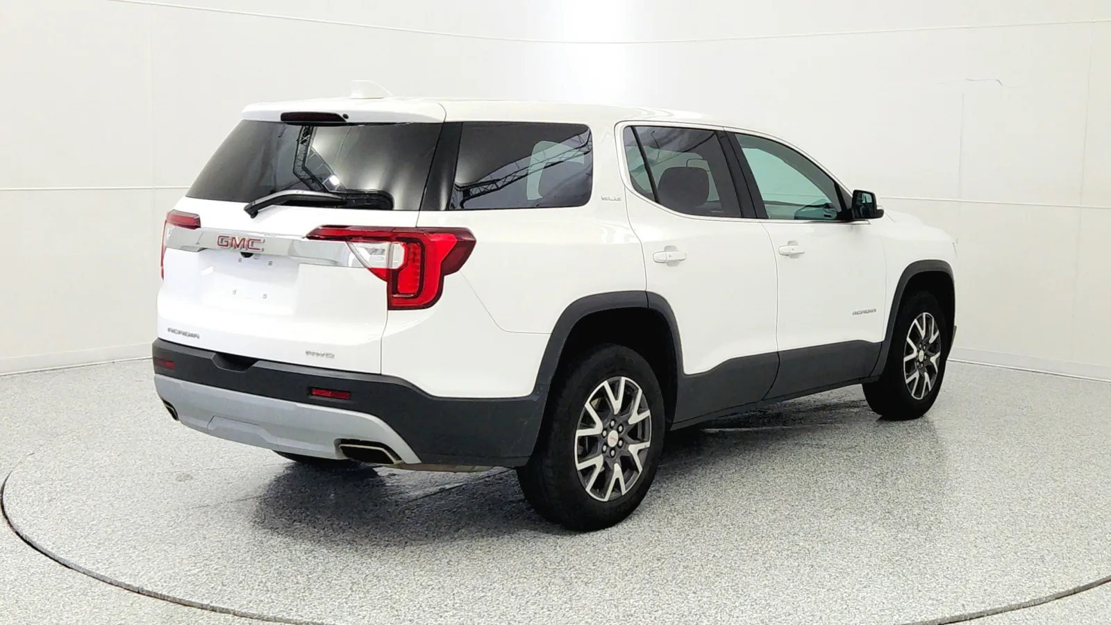 2023 Gmc Acadia SLE photo 3