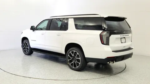 More photos of 2025 Chevrolet Suburban RST at Tom Gill Chevrolet, KY