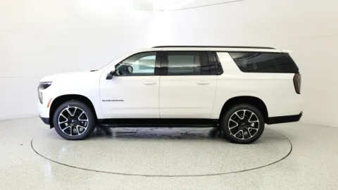 More photos of 2025 Chevrolet Suburban RST at Tom Gill Chevrolet, KY
