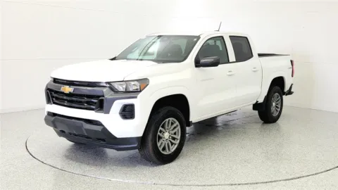 Another view of 2026 Chevrolet Colorado 4WD LT for sale in Florence, KY at Tom Gill Chevrolet