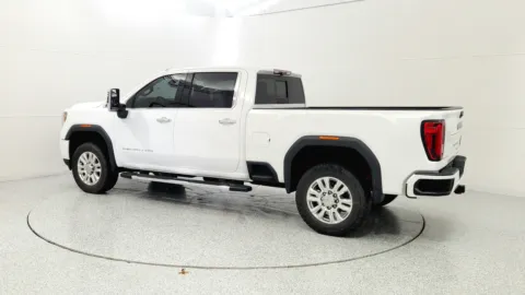 More photos of 2021 GMC Sierra 2500HD Denali at Tom Gill Chevrolet, KY