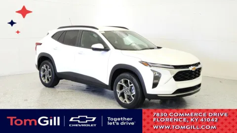White 2025 Chevrolet Trax LT for sale in Florence, KY