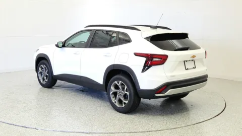 More photos of 2025 Chevrolet Trax LT at Tom Gill Chevrolet, KY