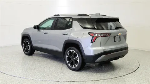 More photos of 2026 Chevrolet Equinox FWD LT at Tom Gill Chevrolet, KY