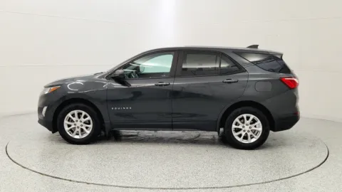 More photos of 2020 Chevrolet Equinox LS at Tom Gill Chevrolet, KY