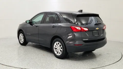 More photos of 2020 Chevrolet Equinox LS at Tom Gill Chevrolet, KY