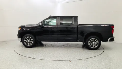 More photos of 2022 Chevrolet Silverado 1500 LT at Tom Gill Chevrolet, KY