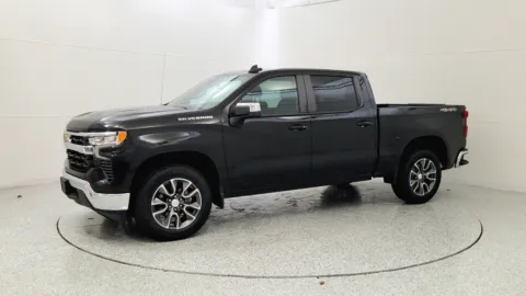 Another view of 2022 Chevrolet Silverado 1500 LT for sale in Florence, KY at Tom Gill Chevrolet