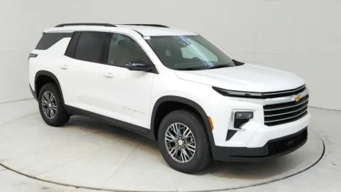 White 2024 Chevrolet Traverse AWD LT for sale in Florence, KY