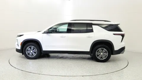 More photos of 2024 Chevrolet Traverse AWD LT at Tom Gill Chevrolet, KY