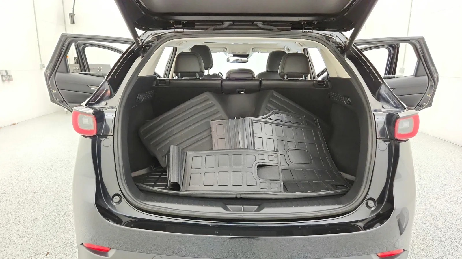 2023 Mazda CX-5 2.5 Premium Plus photo 6