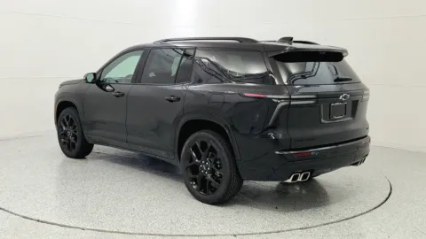 More photos of 2026 Chevrolet Traverse FWD RS at Tom Gill Chevrolet, KY