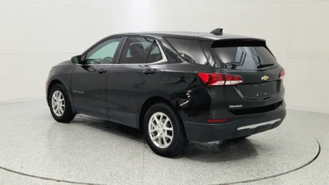 More photos of 2022 Chevrolet Equinox LT at Tom Gill Chevrolet, KY