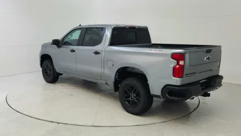 More photos of 2023 Chevrolet Silverado 1500 LT Trail Boss at Tom Gill Chevrolet, KY