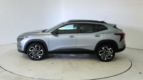 More photos of 2025 Chevrolet Trax 2RS at Tom Gill Chevrolet, KY