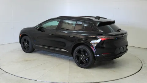 More photos of 2025 Chevrolet Equinox EV RS at Tom Gill Chevrolet, KY