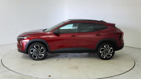 More photos of 2025 Chevrolet Trax 2RS at Tom Gill Chevrolet, KY