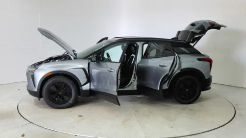 More photos of 2025 Chevrolet Blazer EV FWD LT at Tom Gill Chevrolet, KY