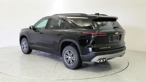More photos of 2026 Chevrolet Traverse AWD LT at Tom Gill Chevrolet, KY