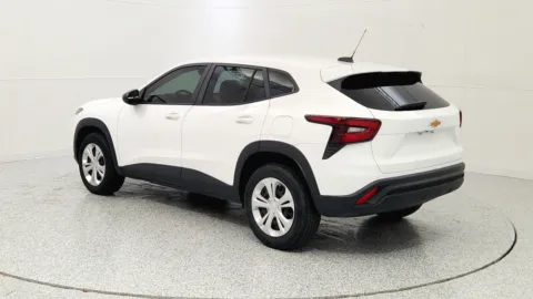 More photos of 2024 Chevrolet Trax LS at Tom Gill Chevrolet, KY