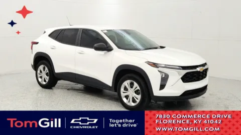 White 2024 Chevrolet Trax LS for sale in Florence, KY
