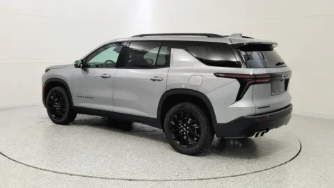 More photos of 2024 Chevrolet Traverse FWD LT at Tom Gill Chevrolet, KY