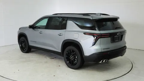 More photos of 2024 Chevrolet Traverse FWD LT at Tom Gill Chevrolet, KY