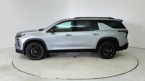 More photos of 2024 Chevrolet Traverse FWD LT at Tom Gill Chevrolet, KY