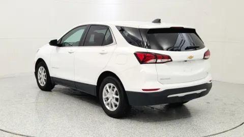 More photos of 2023 Chevrolet Equinox LT at Tom Gill Chevrolet, KY