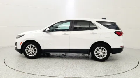 More photos of 2023 Chevrolet Equinox LT at Tom Gill Chevrolet, KY