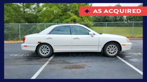 White 2002 Hyundai XG350 L for sale in Florence, KY