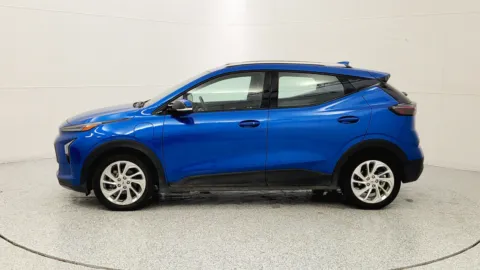 More photos of 2023 Chevrolet Bolt EUV LT at Tom Gill Chevrolet, KY
