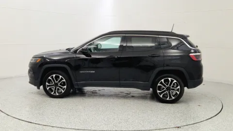 More photos of 2022 Jeep Compass Limited at Tom Gill Chevrolet, KY