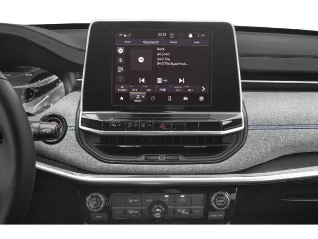 2022 Jeep Compass Limited photo 3
