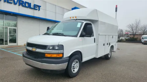 More photos of 2025 Chevrolet Express Cutaway 3500 Van 139 at Tom Gill Chevrolet, KY