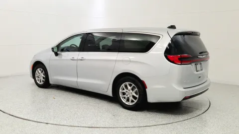 More photos of 2024 Chrysler Pacifica Touring L at Tom Gill Chevrolet, KY