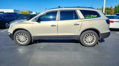More photos of 2012 Buick Enclave Leather at Tom Gill Chevrolet, KY