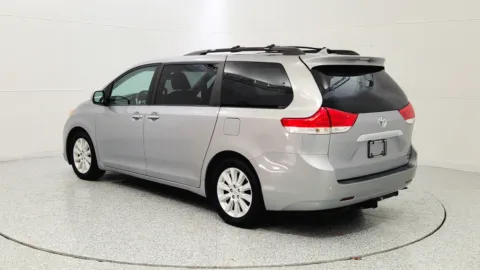 More photos of 2012 Toyota Sienna XLE AAS at Tom Gill Chevrolet, KY