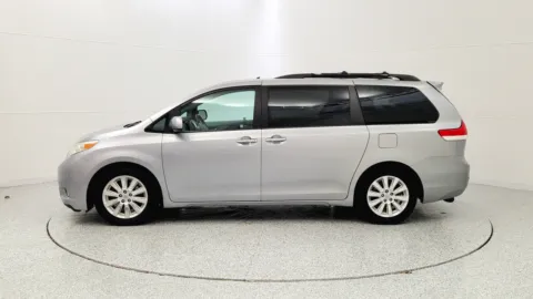 More photos of 2012 Toyota Sienna XLE AAS at Tom Gill Chevrolet, KY