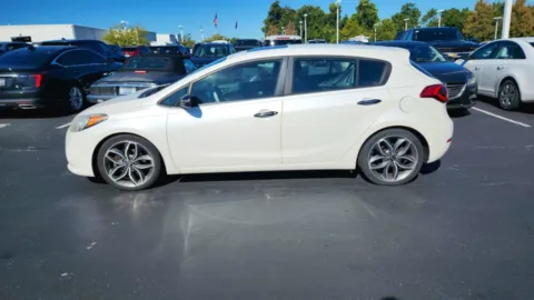 More photos of 2015 Kia Forte 5-Door SX at Tom Gill Chevrolet, KY