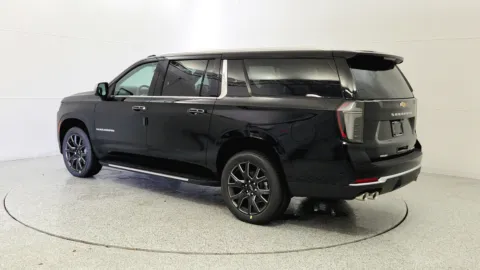 More photos of 2026 Chevrolet Suburban Premier at Tom Gill Chevrolet, KY