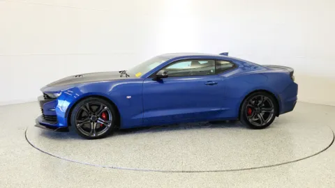 More photos of 2019 Chevrolet Camaro 1SS at Tom Gill Chevrolet, KY