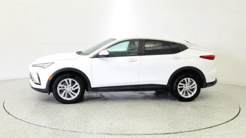 More photos of 2024 Buick Envista Preferred at Tom Gill Chevrolet, KY
