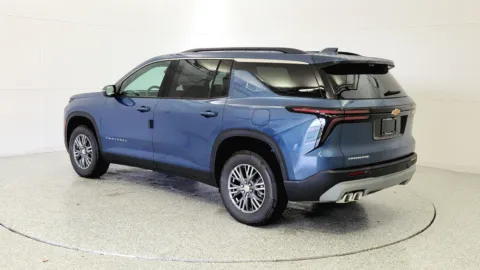More photos of 2026 Chevrolet Traverse FWD LT at Tom Gill Chevrolet, KY