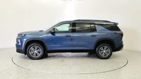 More photos of 2026 Chevrolet Traverse FWD LT at Tom Gill Chevrolet, KY