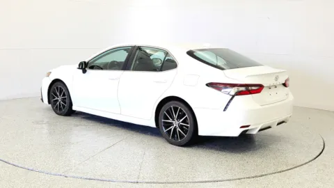 More photos of 2021 Toyota Camry SE Nightshade at Tom Gill Chevrolet, KY