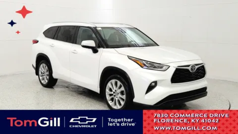 White 2022 Toyota Highlander Limited for sale in Florence, KY