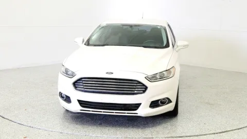 Photos of 2016 Ford Fusion SE for sale in Florence, KY at Tom Gill Chevrolet
