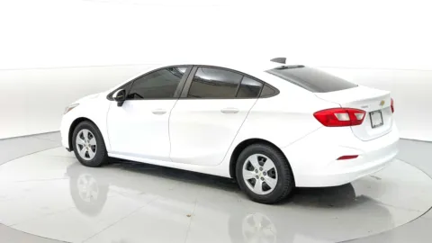 More photos of 2017 Chevrolet Cruze LS at Tom Gill Chevrolet, KY